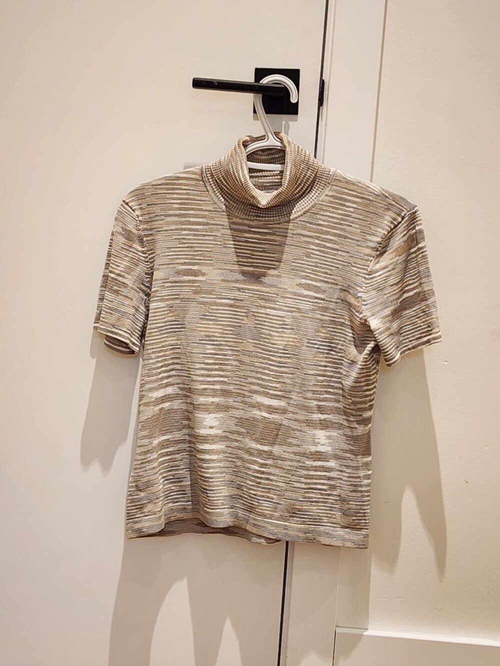 Short Sleeve Patterned Turtleneck